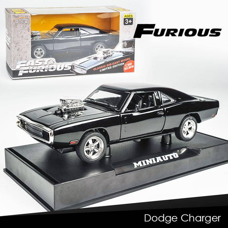 Miniatura Carro Velozes e Furiosos Dodge Charger Preto